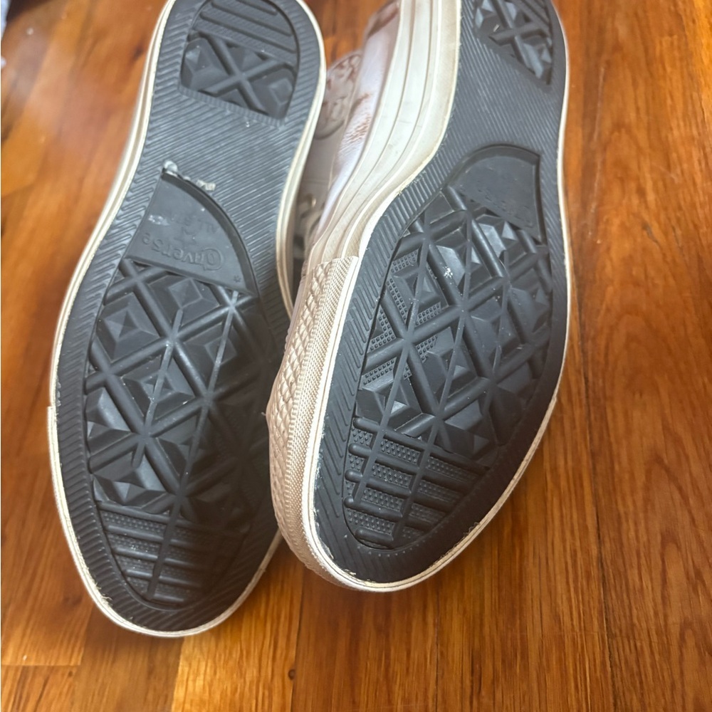 High-Top Tie-Dye Sneakers - Picture 3 of 3